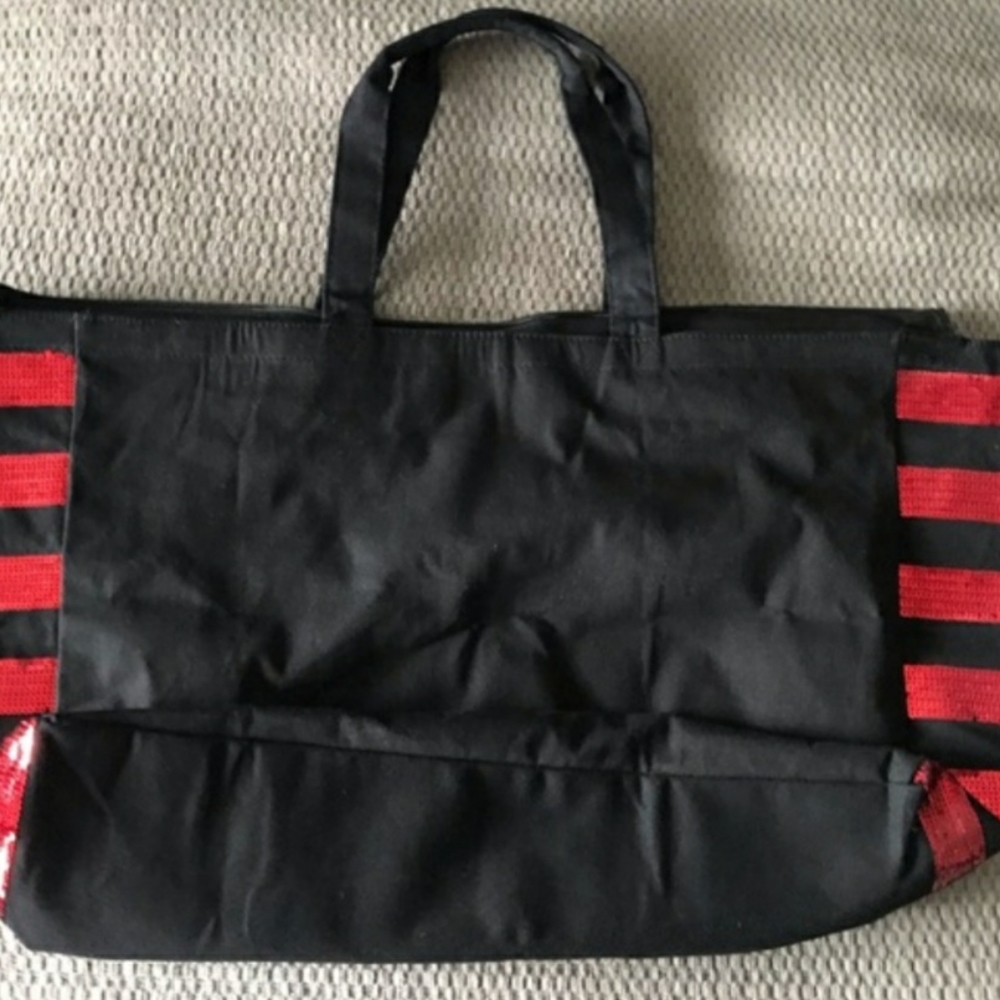 Weekend Bag - Picture 2 of 2
